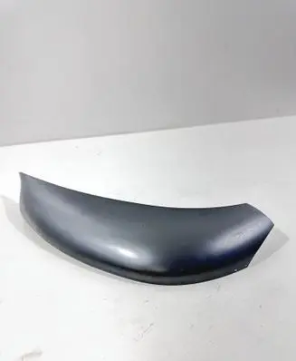 Dashboard glove box trim