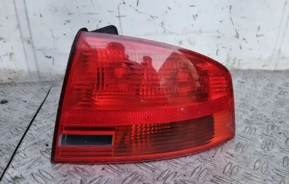 Audi A4 S4 B7 8E 8H Rear/tail lights 8E5945096