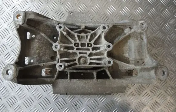 Porsche Macan (95B) Gearbox mount 95B399263