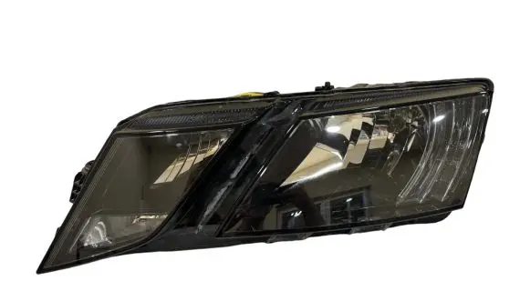 Skoda Octavia Mk3 (5E) Headlight/headlamp 5E1941015C LE15A6368 030110420100