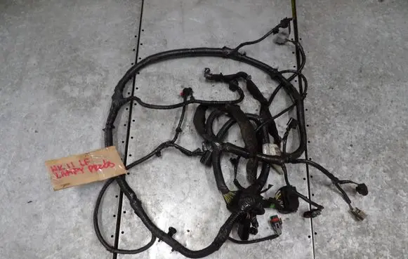 Jeep Grand Cherokee Headlight/headlamp wiring loom/harness P68231799AC BWH2614W4365