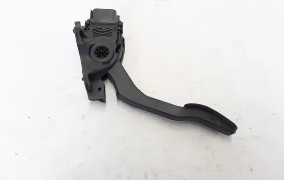 Volvo XC60 Accelerator throttle pedal 31329061