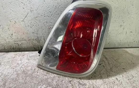 Fiat 500 Rear/tail lights 27043201