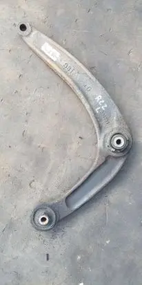 Peugeot RCZ Front control arm 884981