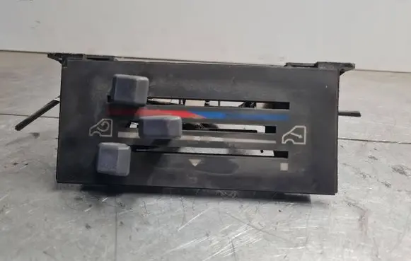 Ford Mondeo MK I Climate control unit 18C271CB