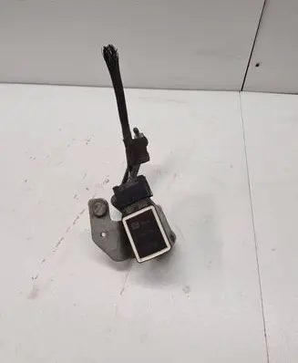 BMW 5 E60 E61 Front height sensor lever 6784700 120210
