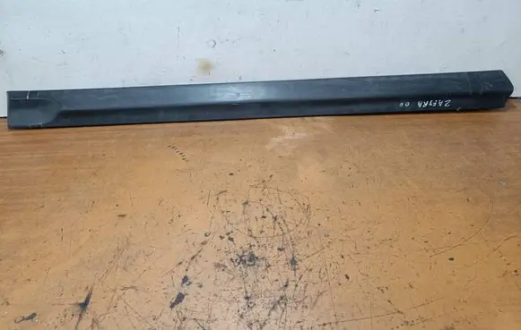 Opel Zafira A Front door trim (molding) 090597587