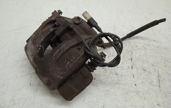 Mercedes-Benz E AMG W211 Front brake caliper Z06028295RE