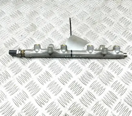 Volkswagen Tiguan Fuel main line pipe 05E133320B 04C906054C