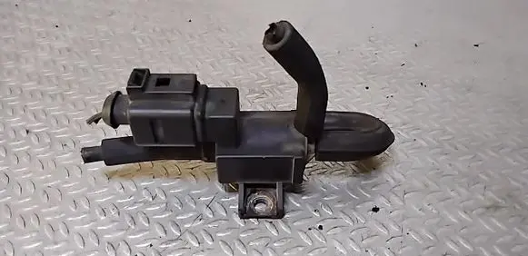 Volkswagen Crafter Turbo solenoid valve 06F906283F