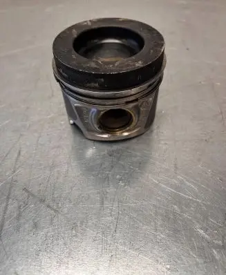 Volkswagen Crafter Piston 53R2