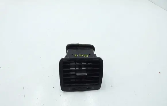 Volkswagen Golf V Dashboard side air vent grill/cover trim 1K0819710 3KVBC6 1K0819704