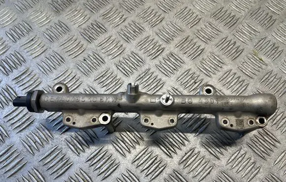 BMW 2 F45 Fuel main line pipe 8694197