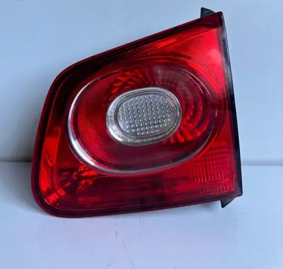 Volkswagen Tiguan Tailgate rear/tail lights 5N0945094B