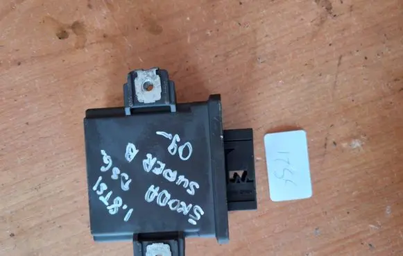 Skoda Superb B6 (3T) Light module LCM 5M0907357C