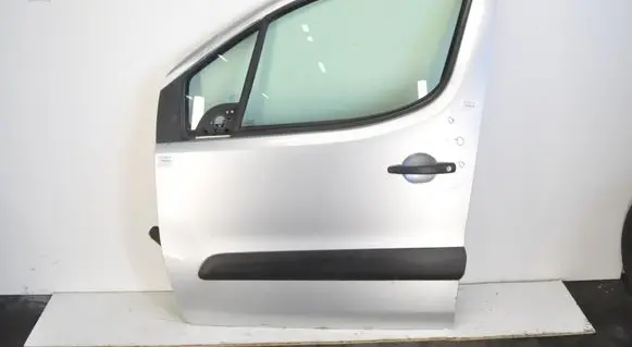 Citroen Berlingo Front door 