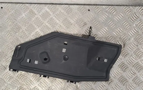 Toyota Avensis T270 Dashboard lower bottom trim panel 5560705050