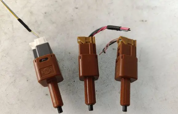 Renault Kadjar Brake pedal sensor switch