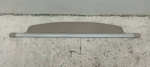 Mitsubishi Outlander Manual rear window sunshade cover 