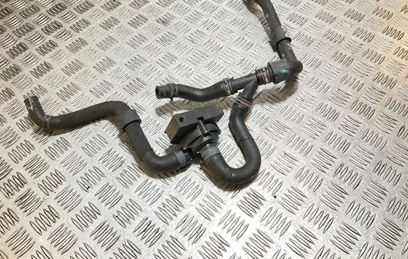 Audi Q2 - Engine coolant pipe/hose 5Q0965567 5Q0122051BD