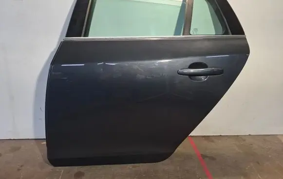 Volvo V60 Rear door