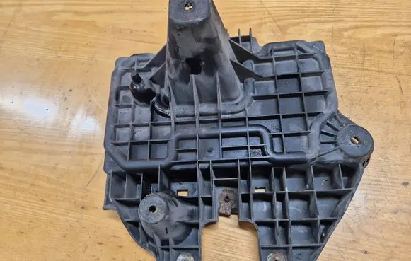 Dodge Nitro Battery box tray 