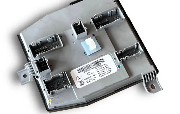 Mercedes-Benz GLS X167 Central body control module A1679000214