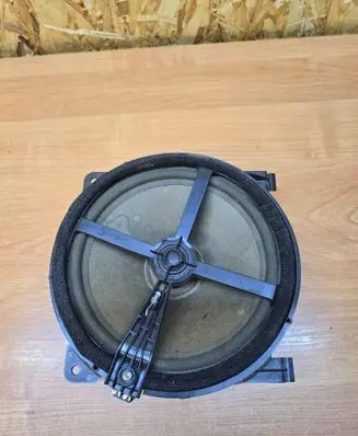 Volvo S60 Parcel shelf speaker 30745942