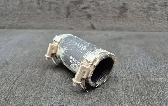 Audi Q7 4M Intercooler hose/pipe 4M0145944A