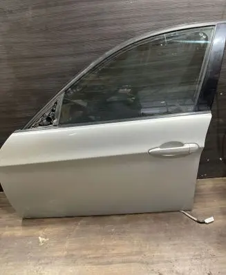 BMW 3 E90 E91 Front door 