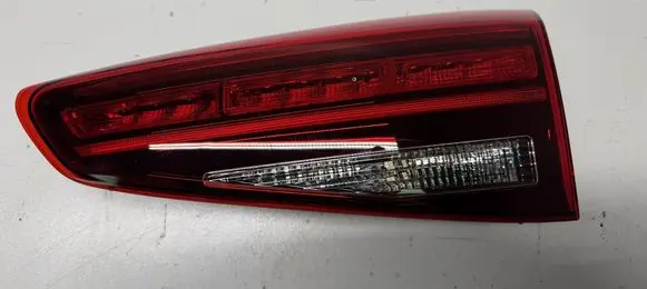 Hyundai Tucson LM Tailgate rear/tail lights 92404D7600