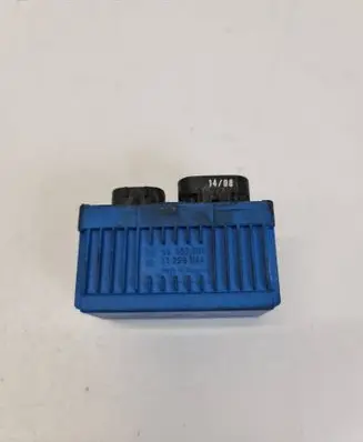 Opel Corsa D Glow plug pre-heat relay 55557760