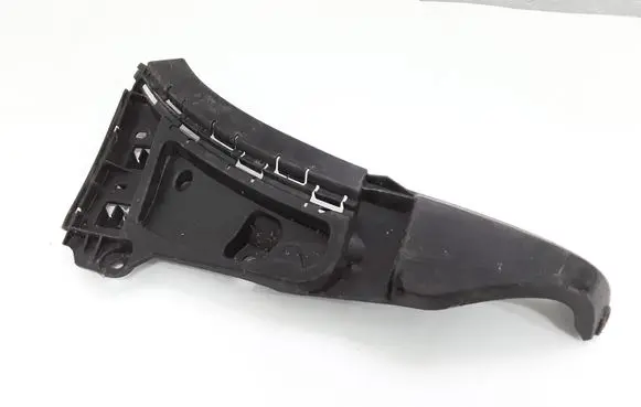 Volvo XC90 Front bumper mounting bracket 08620563