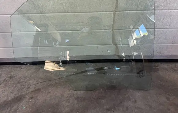 Ford Ecosport Rear door window glass 