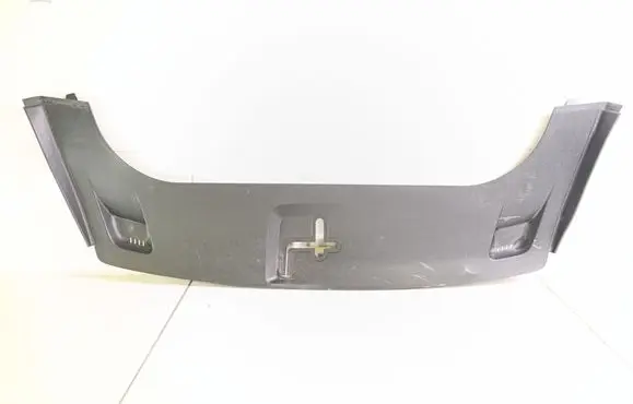 Radiator trim