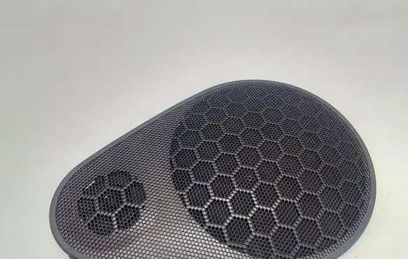 Side speaker trim/cover