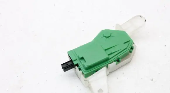 Hyundai i30 Fuel tank cap lock motor 