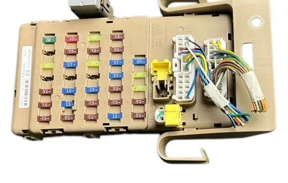 Subaru Outback Fuse box set 82201AJ000 907064