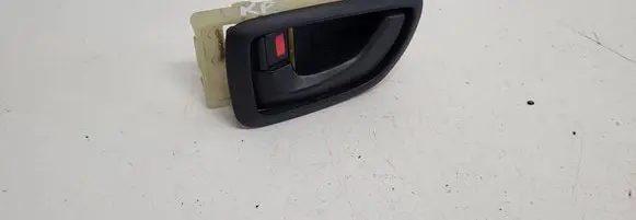 Hyundai Tucson JM Front door interior handle trim 826112E000