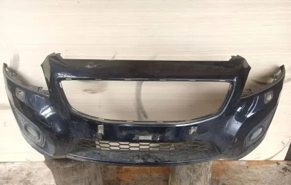 Volvo C30 Front bumper 31214635 7001