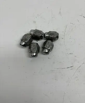Hyundai ix35 Nuts/bolts 