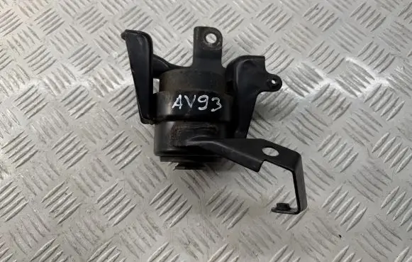Toyota Avensis T250 Engine mount bracket 123050R010