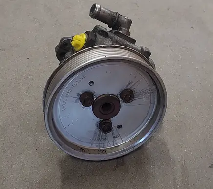 Audi A6 S6 C6 4F Power steering pump pulley 06D145255B KS00000605 KS01000575