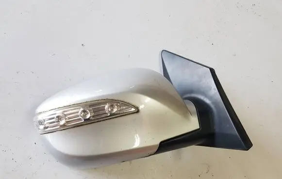 Hyundai ix35 Front door electric wing mirror