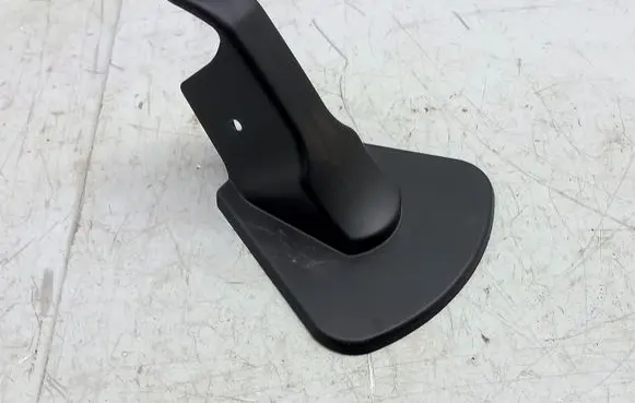 Volkswagen Jetta VI Other interior part 8P0886197
