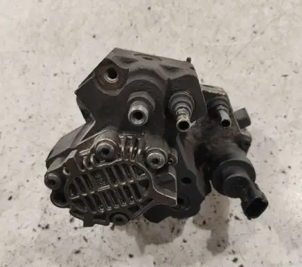 Renault Espace - Grand espace IV Fuel injection high pressure pump 8200170377
