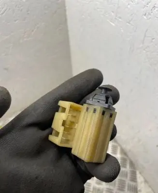 Jeep Grand Cherokee (WJ) Brake pedal sensor switch 04671336