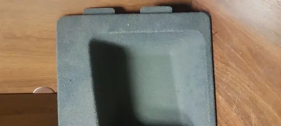 Trunk/boot lower side trim panel
