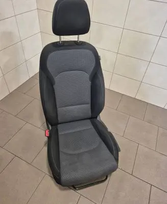 Hyundai i30 Front driver seat 