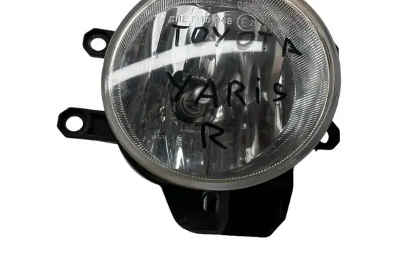 Toyota Yaris Front fog light 8121002110 90008490